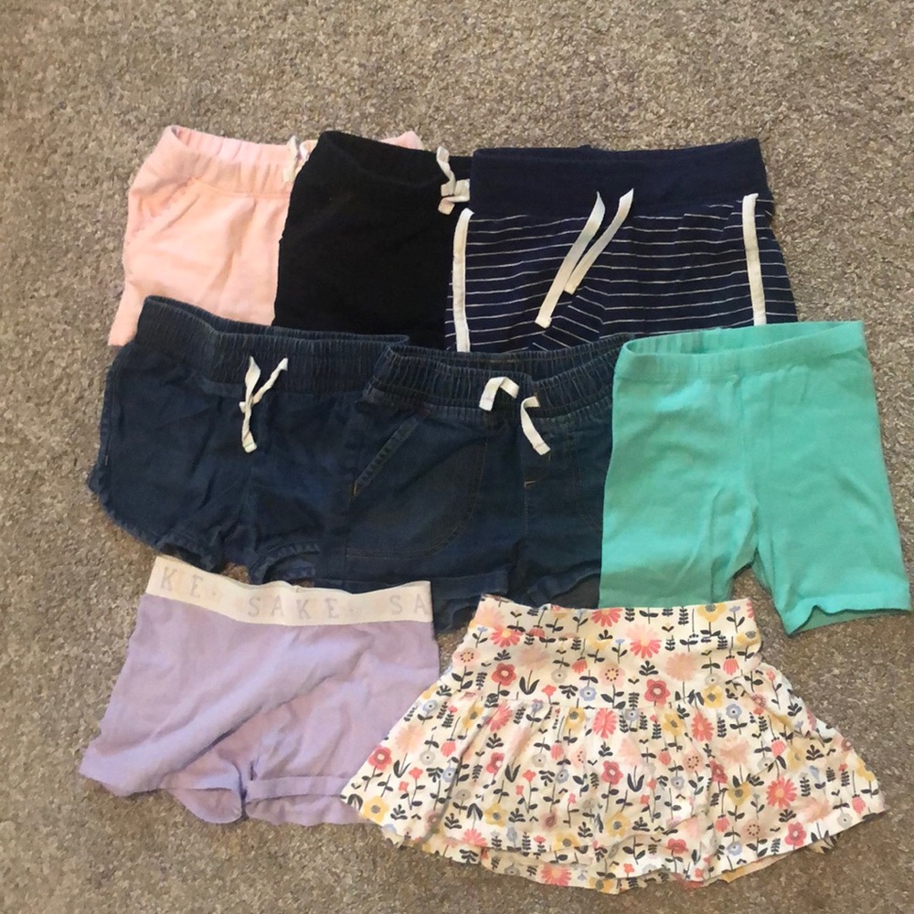 7 shorts and 1 skirt with built in panty - 3T